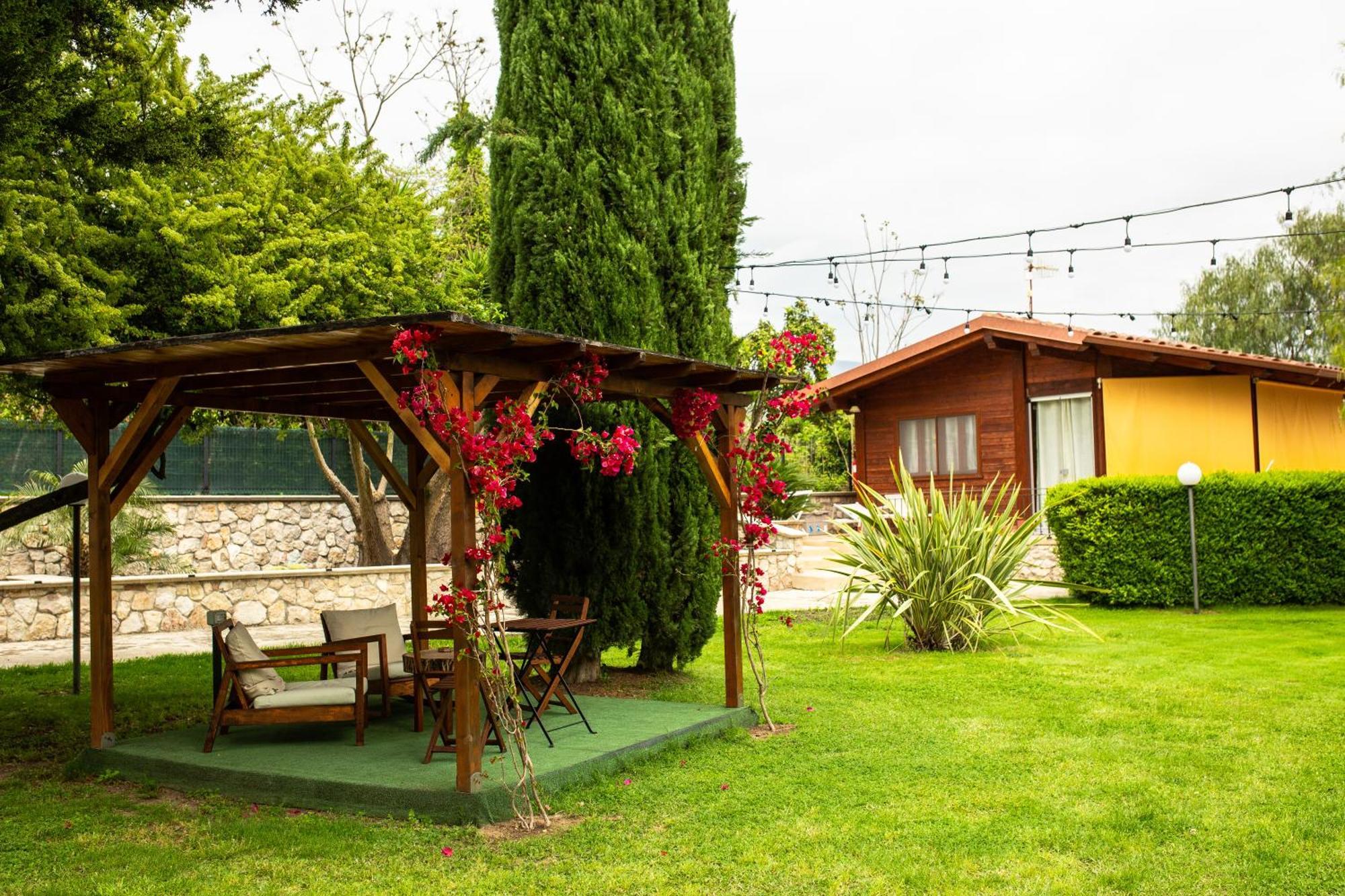 Green Oasis Gabella Castelforte Bagian luar foto